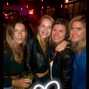 Meet your Posher, Jenn